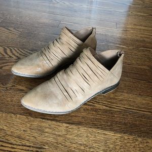Mi.im booties, size 7.5